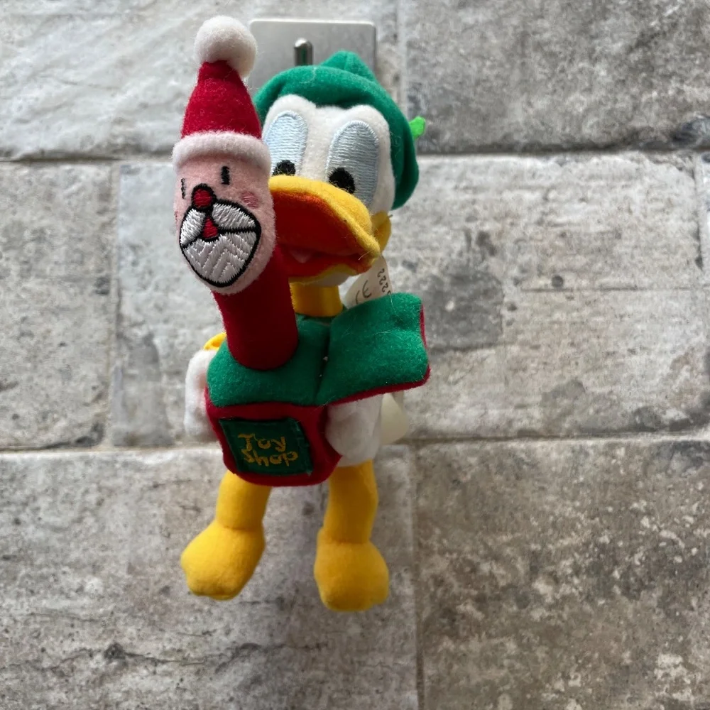 ❤️ DISNEY STORE DONALD DUCK TOY SHOP STUFFED ORNAMENT